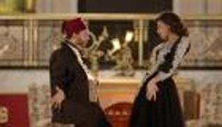 محمد صبحي يقدم موسما جديدا من مسرحية "غزل البنات"