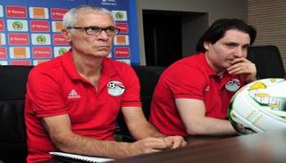 كوبر ومساعده 