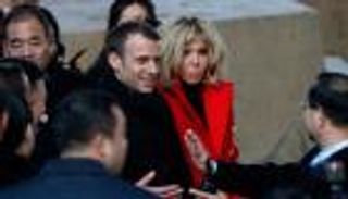 بالصور.. ماكرون يصل الصين عبر طريق الحرير