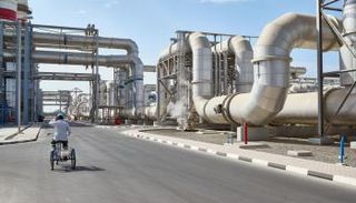 محطة تحلية المياه في جبل علي