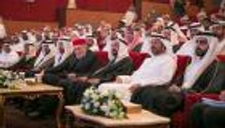 30 شاعرا من 17 دولة يحيون ليالي مهرجان الشارقة