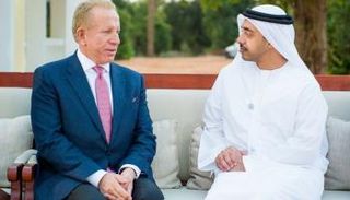الشيخ عبد الله بن زايد خلال لقائه بهجت باكولي