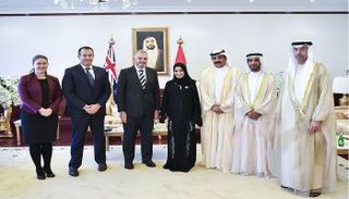 أمل القبيسي وأعضاء الوطني الاتحادي مع رئيس برلمان نيوزيلندا