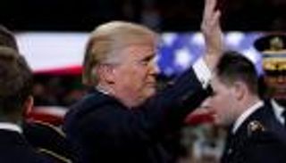 مشجعون يستقبلون ترامب بصافرات استهجان في ولاية جمهورية