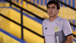 جوستافو كوينتيروس مدرب النصر السعودي