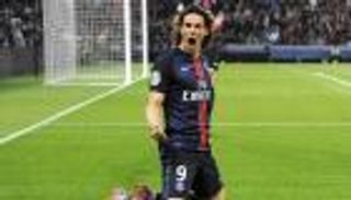 باريس سان جيرمان يعاقب كافاني بالاستبعاد من مواجهة الكأس