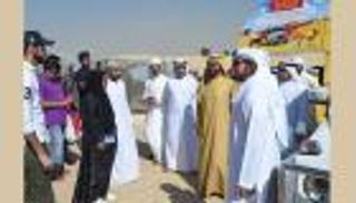 بالصور.. محمد بن راشد يفاجئ موظفي أمانة "تنفيذي دبي" بحضور تجمعهم