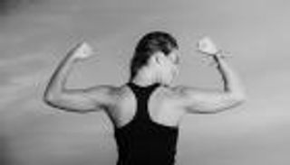 النساء الأكثر صمودا في كل الظروف السيئة