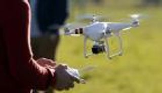 الطائرات بدون طيار.. التهديد القادم بيد الإرهابيين والمافيا