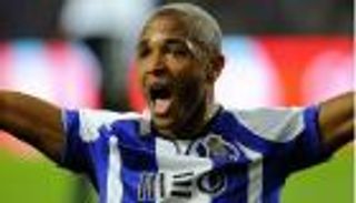 ياسين براهيمي يتوهج مع بورتو