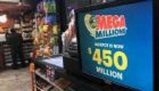 شاب عشريني من فلوريدا يفوز بأكبر جائزة لليانصيب 