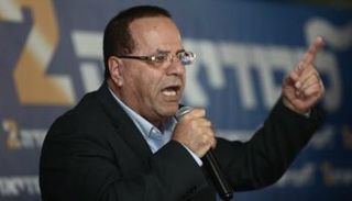 أيوب قرا يتوافق مع رؤية نتنياهو حول الإعلام