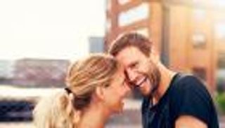 8 حيل لتصبح أكثر جاذبية.. أبرزها تناول "الجزر"