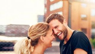  هز الرأس يجعل شخصيتك أكثر جاذبية 