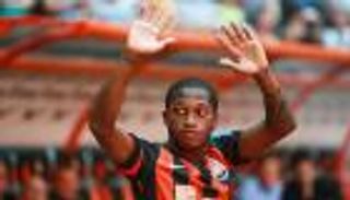 فريد يرحب بالانتقال لمانشستر سيتي