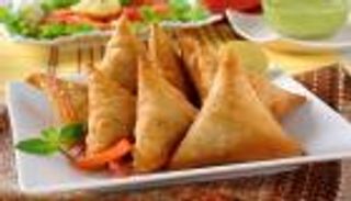 طريقة عمل عجينة السمبوسة باللحم المفروم