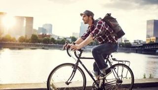 الفوائد الصحية لركوب الدراجات تتجاوز الأضرار-أرشيفية