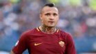 ناينجولان نجم روما يقترب من الدوري الصيني