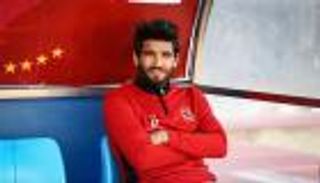 صالح جمعة يطلب فسخ عقده مع الأهلي المصري