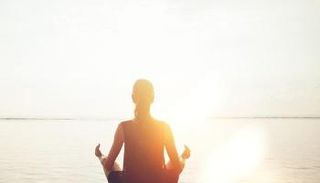 ابحث عن ذاتك بالصمت والتأمل - تعبيرية