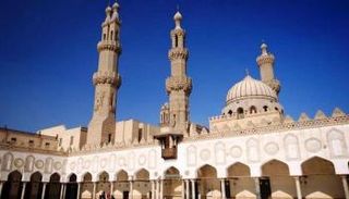 المؤتمر ينعقد بحضور دولي واسع