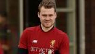 مينيوليه يلمح إلى رحيله عن ليفربول