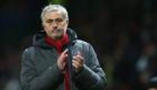 تقارير: مانشستر يونايتد يمدد عقد مورينيو 