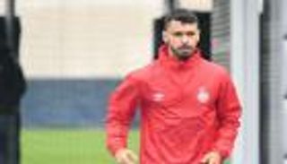 "منحوس" الجزائر على أعتاب الدوري الفرنسي 