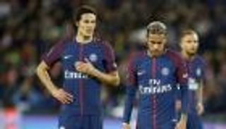 نيمار يثير الجدل مجدداً حول علاقته بكافاني