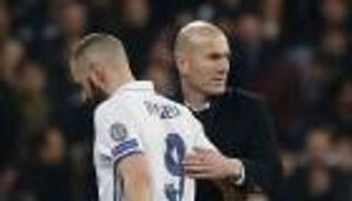 بنزيمة يعود لقائمة ريال مدريد أمام ديبورتيفو لا كورونيا
