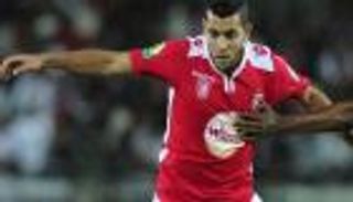 تقارير.. أمين بن عمر يقترب من الأهلي السعودي