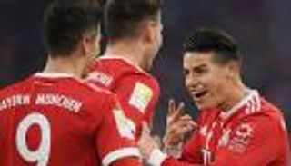 قطار بايرن ميونيخ يواصل انتصاراته برباعية في بريمن