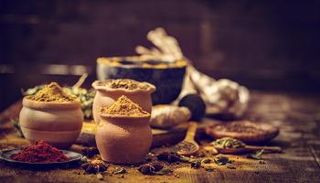 مسحوق الكركم الهندي