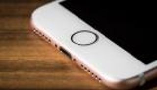 قريبا.. تحديث من أبل لمنع إبطاء آيفون