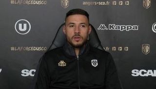 يوسف بلايلي لاعب أنجيه الفرنسي