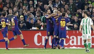 فوز كبير لبرشلونة على ريال بيتيس