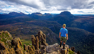 10 أماكن عليك زيارتها قبل الثلاثين