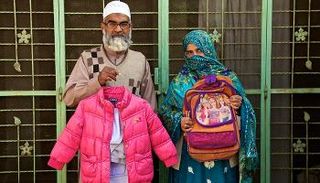 والدا زينب أنصاري