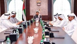 الشيخ منصور بن زايد يترأس اجتماع مجلس إدارة نادي الجزيرة الجديد