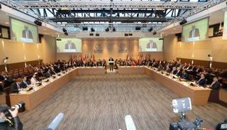 جانب من اجتماعات باريس حول توقيع اتفاق حول شراكة ضد الأسلحة الكيماوية