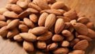 اللوز.. وجبة خفيفة لصحة القلب والجسم 