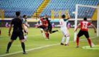 الأهلي يعزز صدارته للدوري المصري بثلاثية أمام الرجاء