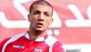 الأهلي السعودي يرغب في حسم صفقة تونسية ثانية