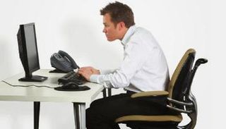 الجلوس والكسل يضران القلب-أرشيفية