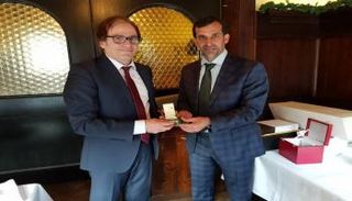 اللواء عبدالله خليفة المري يزور شرطة بافاريا