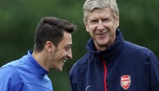 فينجر وأوزيل