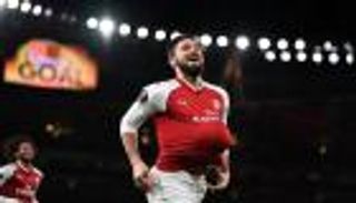 تشيلسي يفكر في جيرو.. وأرسنال يرد