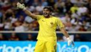 روما يرفض عرضا من ليفربول لضم حارسه