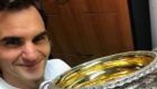 نجوم العالم يشيدون بإنجاز فيدرر