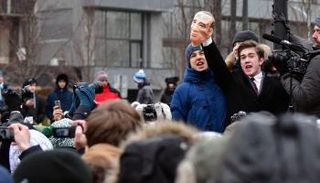 الوقفة الاحتجاجية نددت بانتخابات الرئاسة الروسية المقبلة